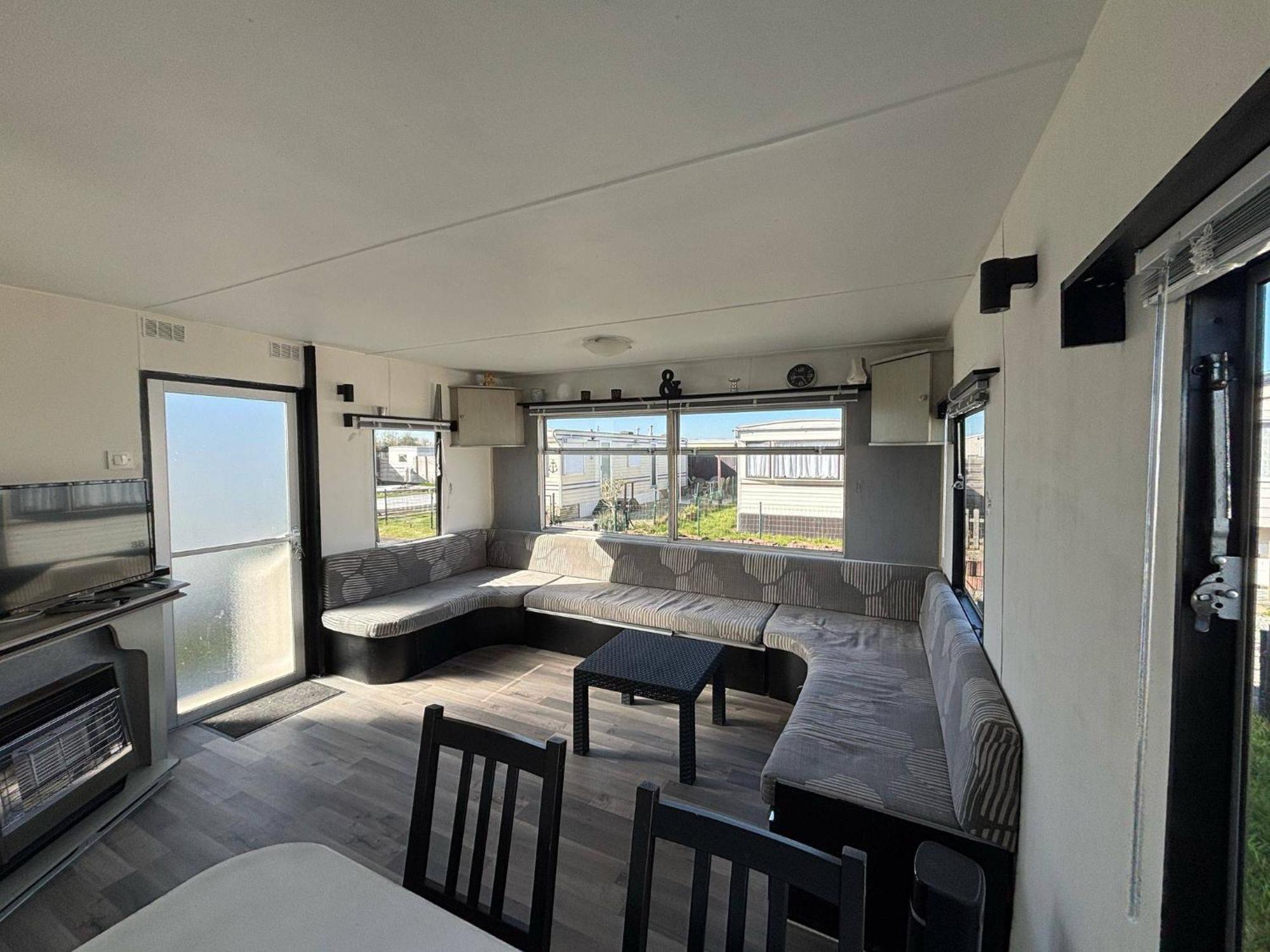 Mobile Home Au Camping New Vennepark Harendijk ภายนอก รูปภาพ